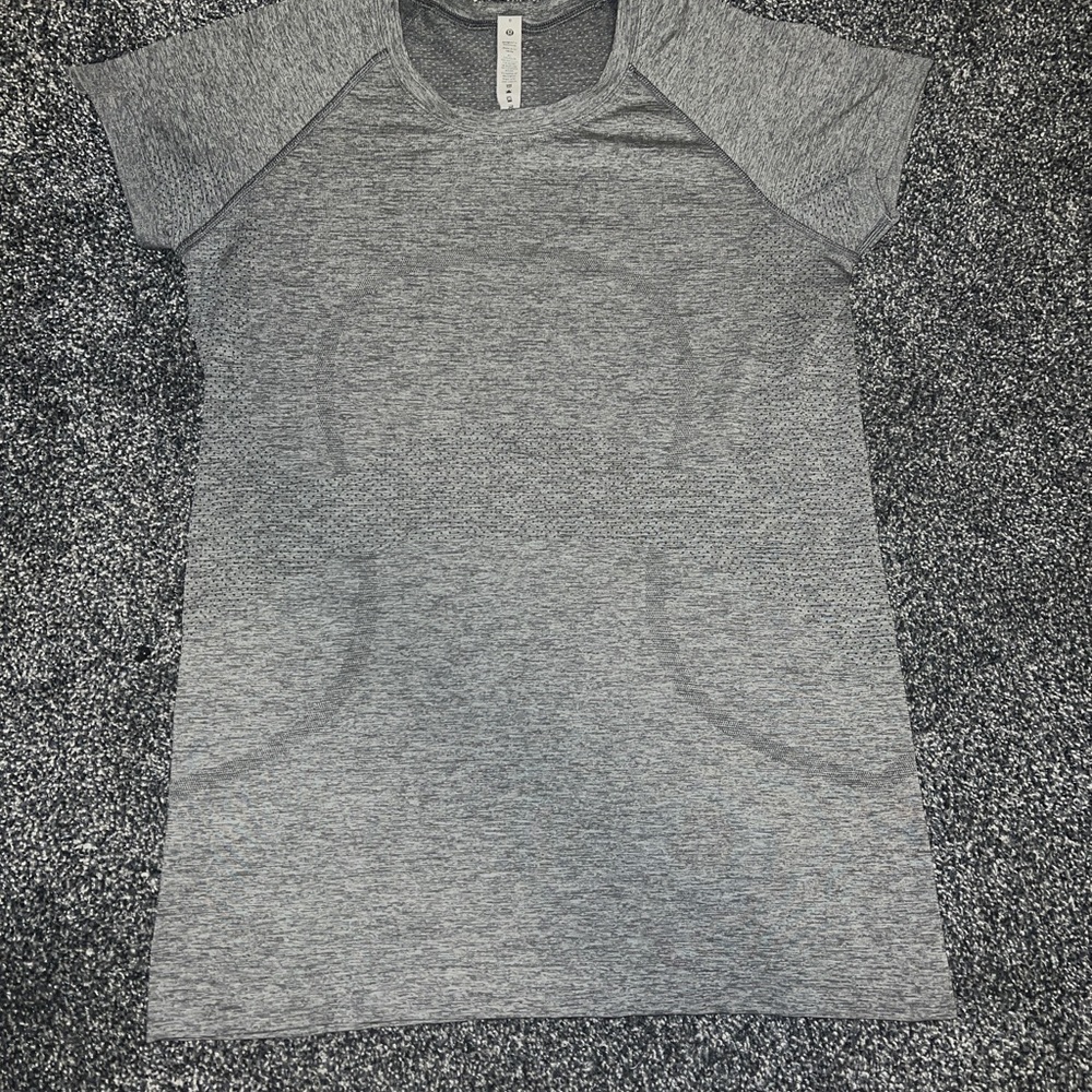 Lululemon Swiftly Tech Gray Size 8 - image 2
